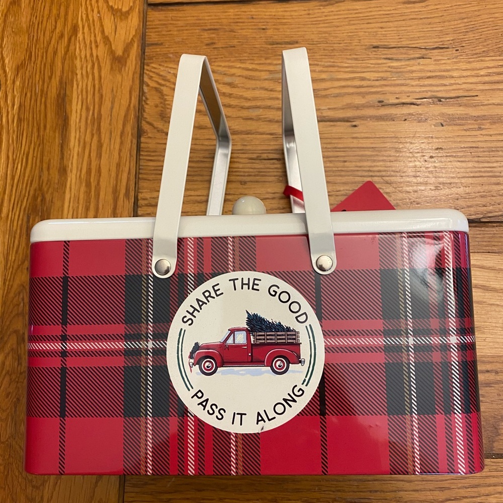 Holiday Giving Box